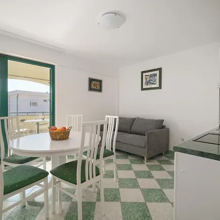 بيت ضيافة David فوديس