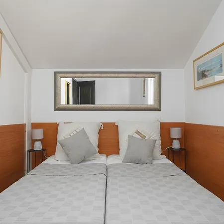 David Guest house *